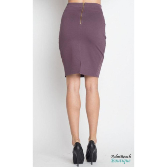 Ponte Floral Applique Mesh Bk Zip Midi Skirt - Picture 2 of 4